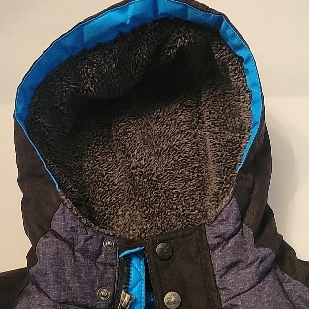 ZeroXposur Coat - Picture 4 of 7